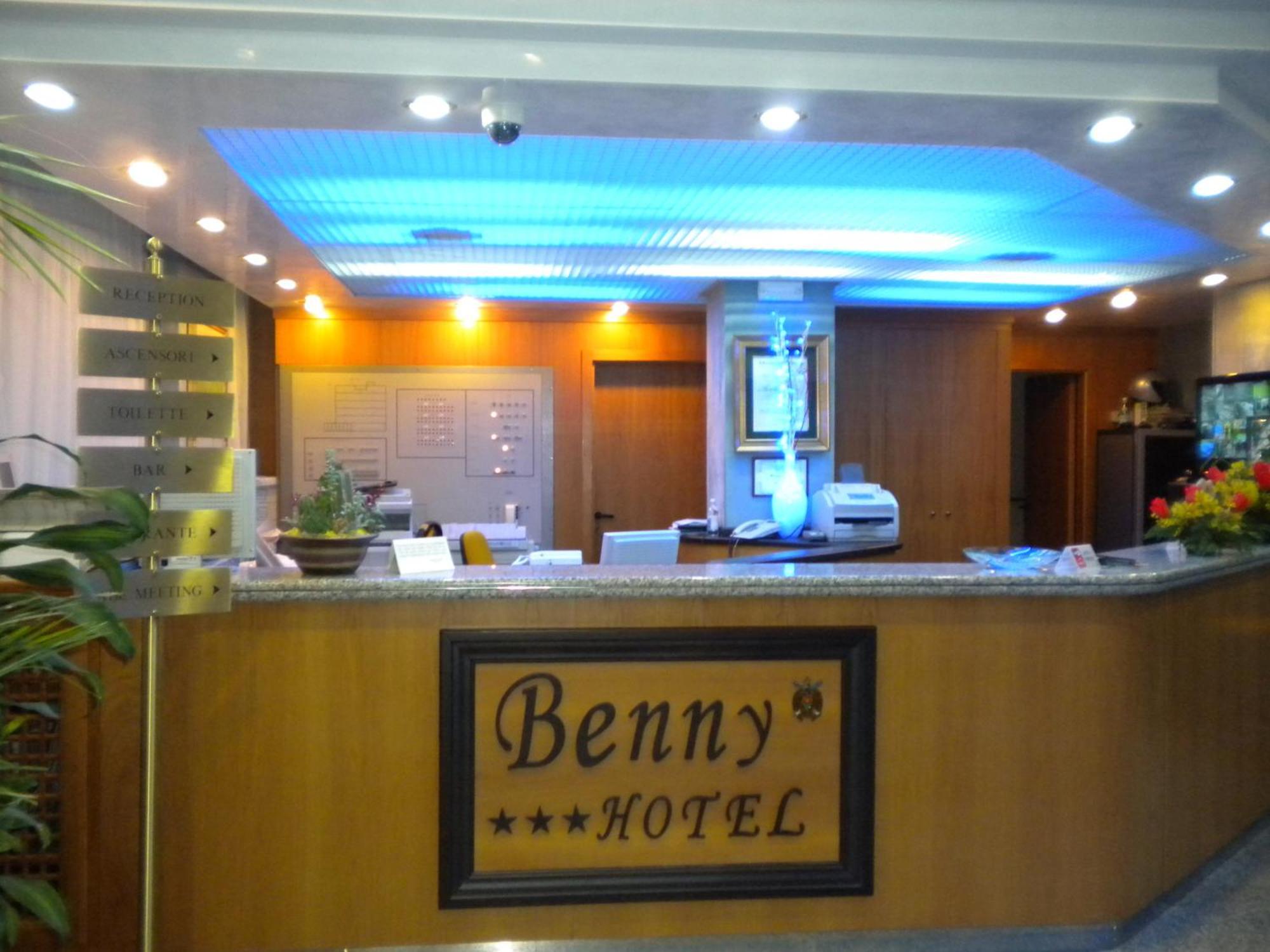 Benny Hotel Catanzaro Esterno foto